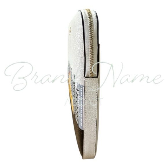 Kate Spade Big Apple Universal Laptop iPad Storage Sleeve - Picture 4 of 5